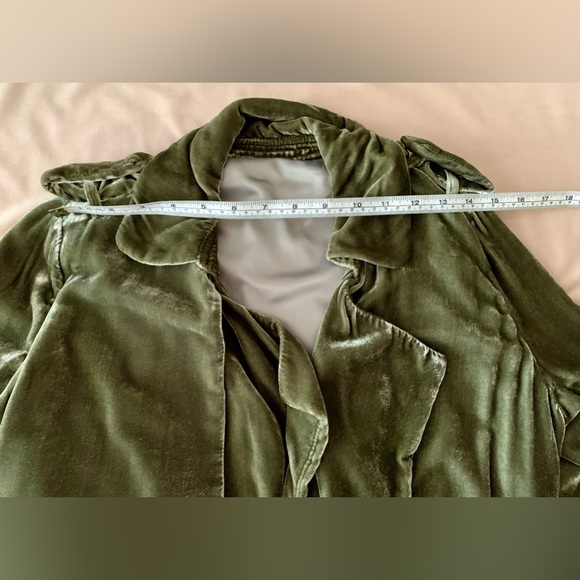 Women Silk Trench Coat - Picture 3 of 7